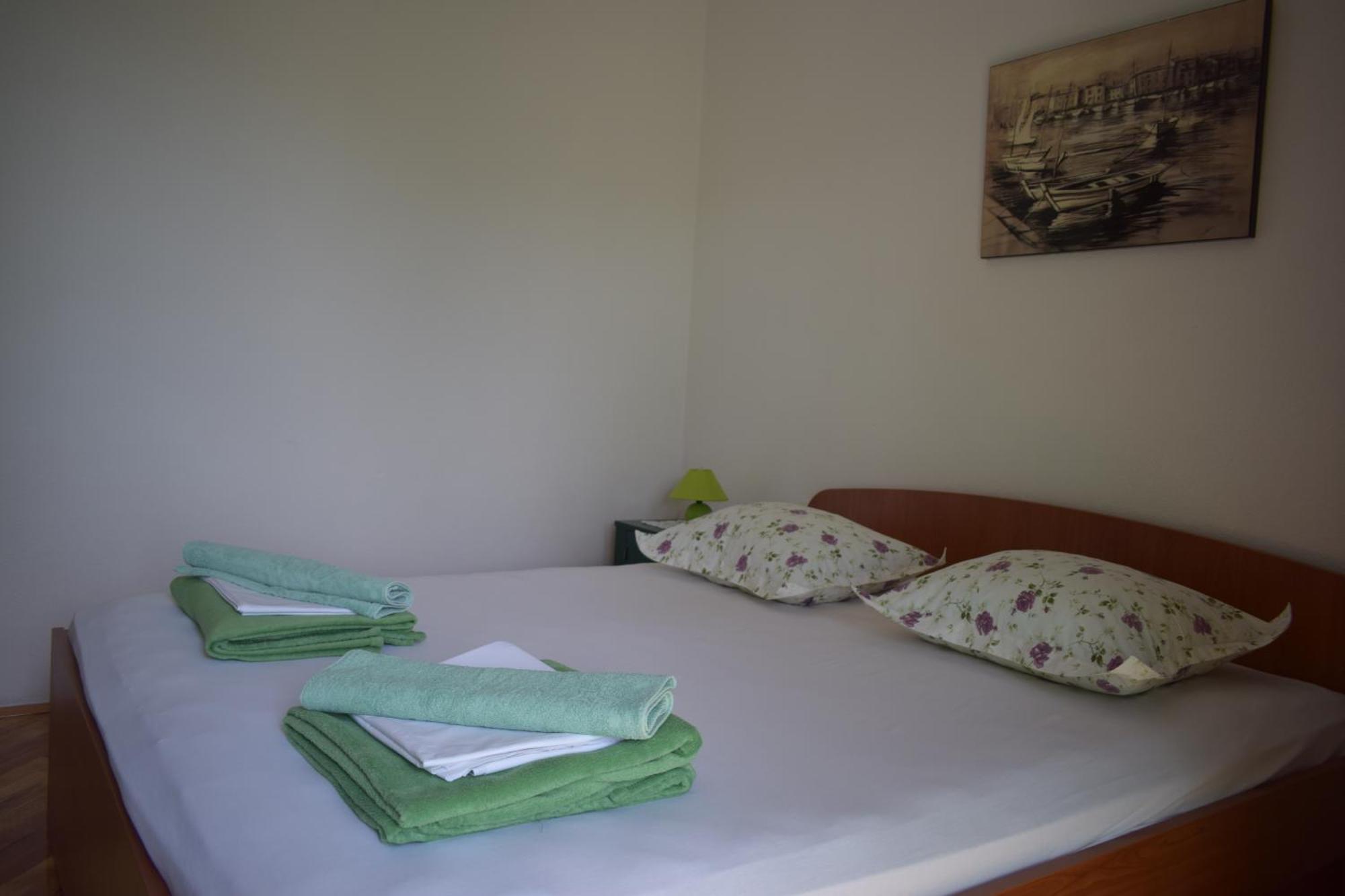Apartment Antonella Makarska